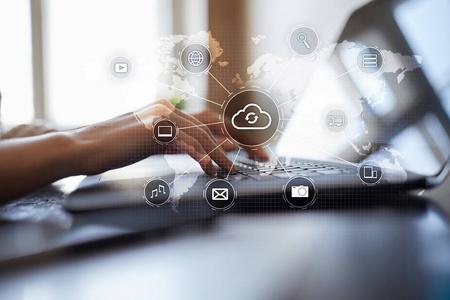 大數(shù)據(jù)處理, 未來數(shù)據(jù)中心, 網(wǎng)絡(luò)連接, 數(shù)據(jù)傳輸?shù)鹊染嗍噶繄D計算機